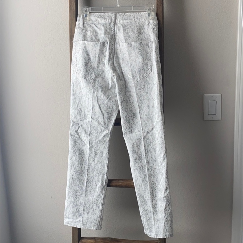 NWT high waisted metallic print straight pants - Picture 4 of 4